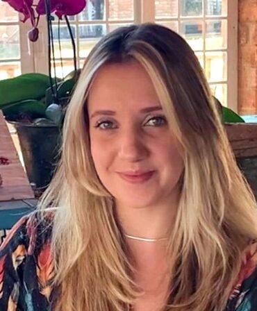 CEPID CANCERTHERA - Equipe - Pesquisadores Associados - Daniele Daiane Affonso