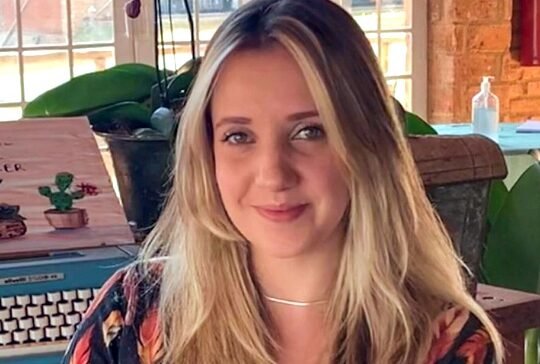 CEPID CANCERTHERA - Equipe - Pesquisadores Associados - Daniele Daiane Affonso