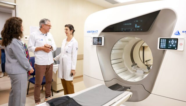 Ministro-Padilha-Visita-Unicamp_medicina-Nuclear